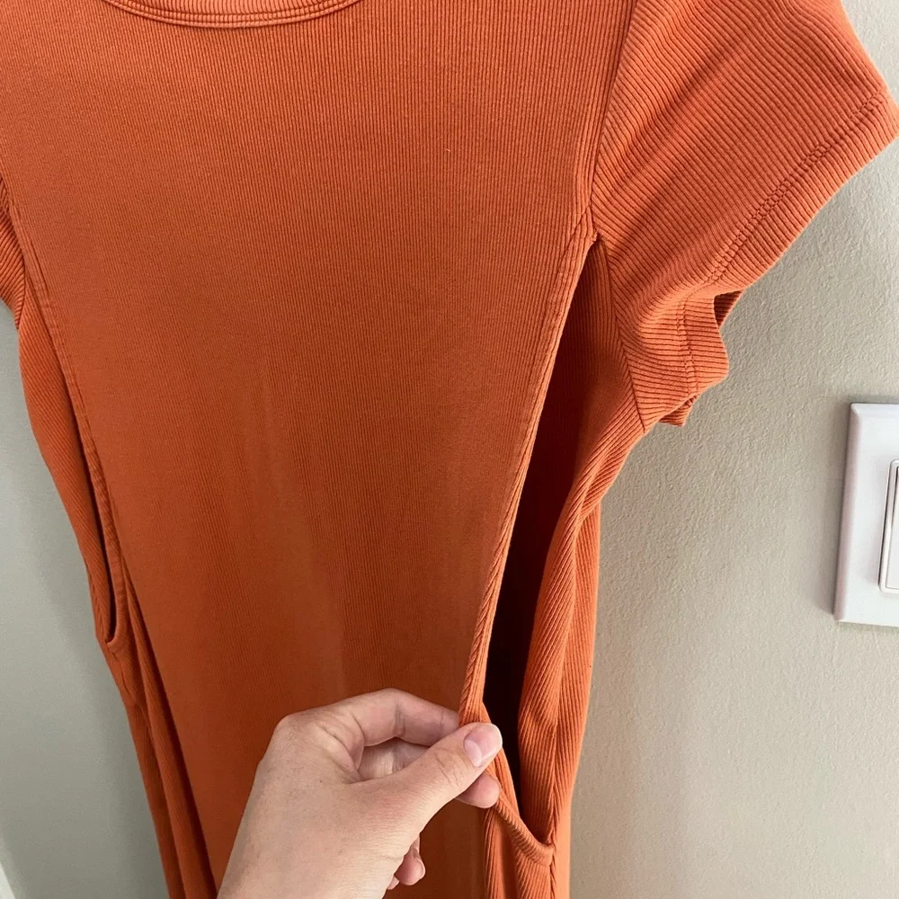 Old Navy Burnt Orange Maternity Dress - Picture 2 of 4